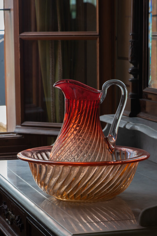 Basin Plate & Kettle - Crystal Bakara